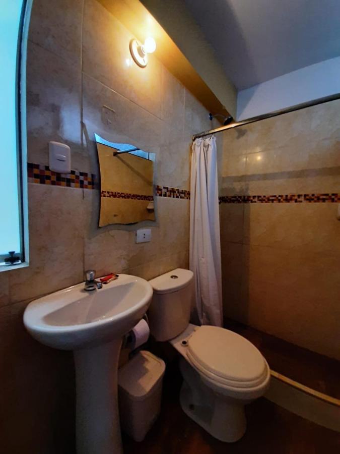 Hostal Don Cristobal 阿亚库乔 外观 照片